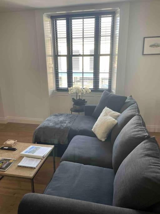 Апартаменти Abergavenny Center 2-Bed Flat Екстер'єр фото